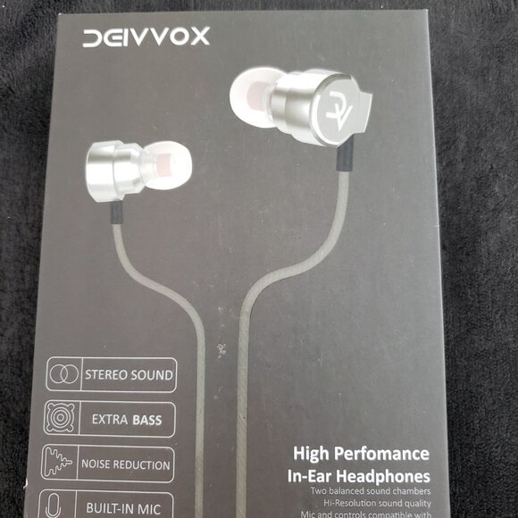 (NWT) DEIVVOX D0218 Wired Earbuds with Microphone in Ear Headphones - Picture 1 of 4